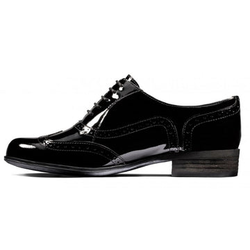 Girls Clarks Hamble Oak Shoes - Black Patent