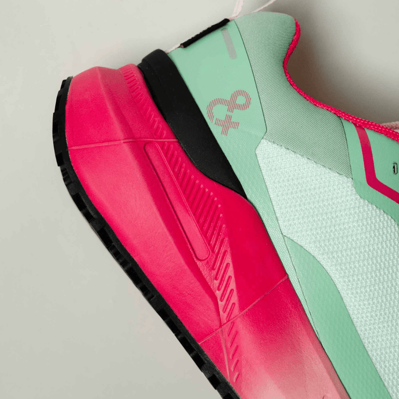 Womens EXTR4 and Violet Gore-Tex Performance Trainers - Mint
