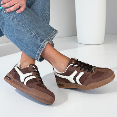 Womens Lloyd & Pryce Chobot Ganache Trainers - Ganache