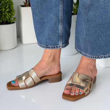 Womens Oh My Sandals 5880 Low Block Heel Sliders - Gold