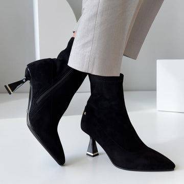 Womens Una Healy Aperture Suede Ankle Boots - Vinyl