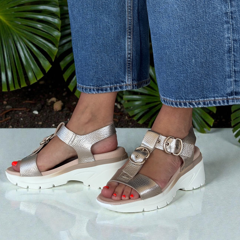 Womens Hispanitas 264799 T-Bar Sandals - Gold