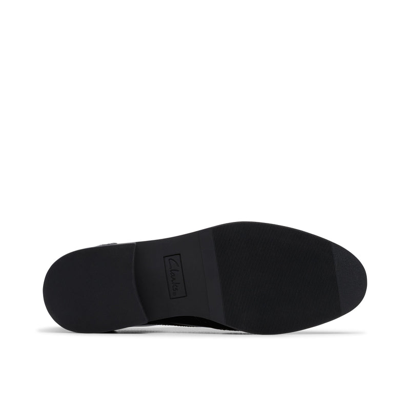 Girls Clarks Tapa Pure Youth School Shoes - Black Patent