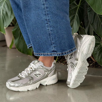 Womens New Balance 530 Trainers - Gold Metallic