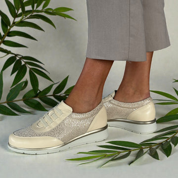 Womens Pitillos 11034 Cream Trainers - Cream