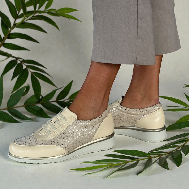 Womens Pitillos 11034 Cream Trainers - Cream