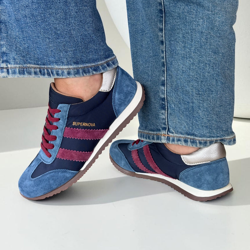 Womens Drilleys Ninety Nine Trainers - Blood Line