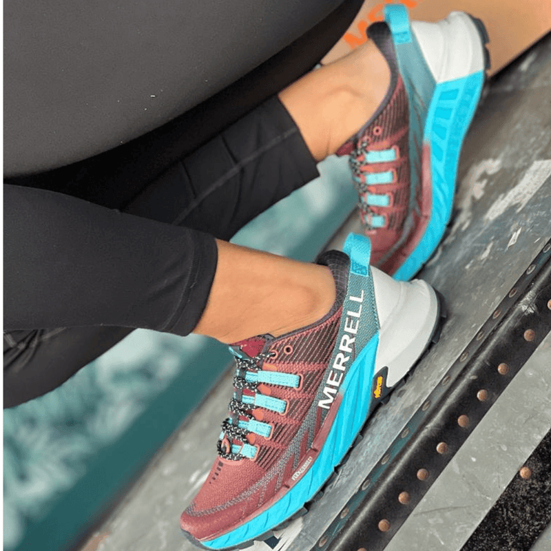 Womens Women Merrell Agility Peak 4 Running Trainers - Burgundy Multi