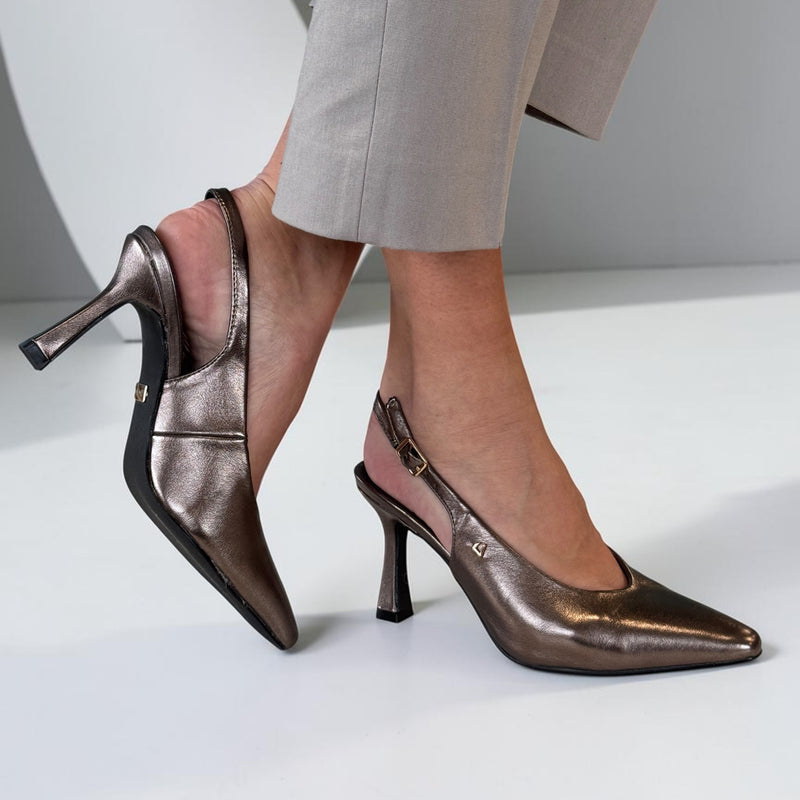 Womens Una Healy Let The Mystery Slingback Heels - Gun
