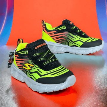 Skechers Infant & Magna-Lights Maver Velcro Trainer - Black & Yellow