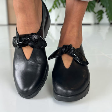 Womens Wonders 33159 Wedge Shoes - Black