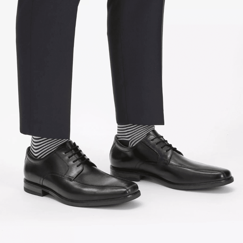 Boys Clarks Howard Over Leather Laced Up School Shoe - Black Leather