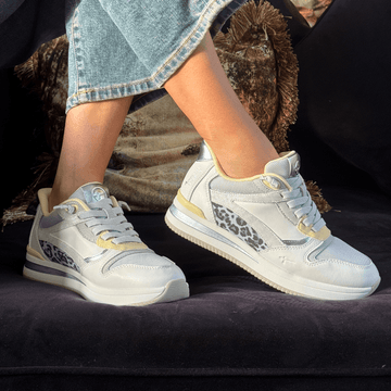 Womens Tamaris Comfort 83737 White Blue Leopard Elastic Lace Slip - White