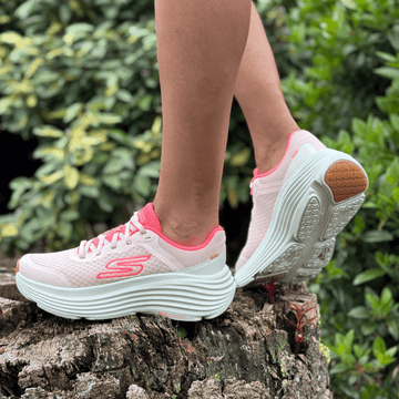 Womens Skechers Max Cushioning Endeavour Trainers - Pink Coral