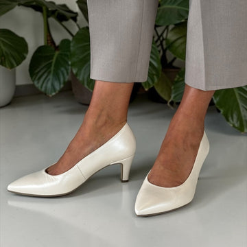 Gabor 81.390 Off White Pearlised Low Court Heels - Off White