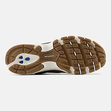 Womens New Balance 530 Abzorb Laced Pumpernickel with Sea Salt Trainers - Pumpernickel with Sea Salt